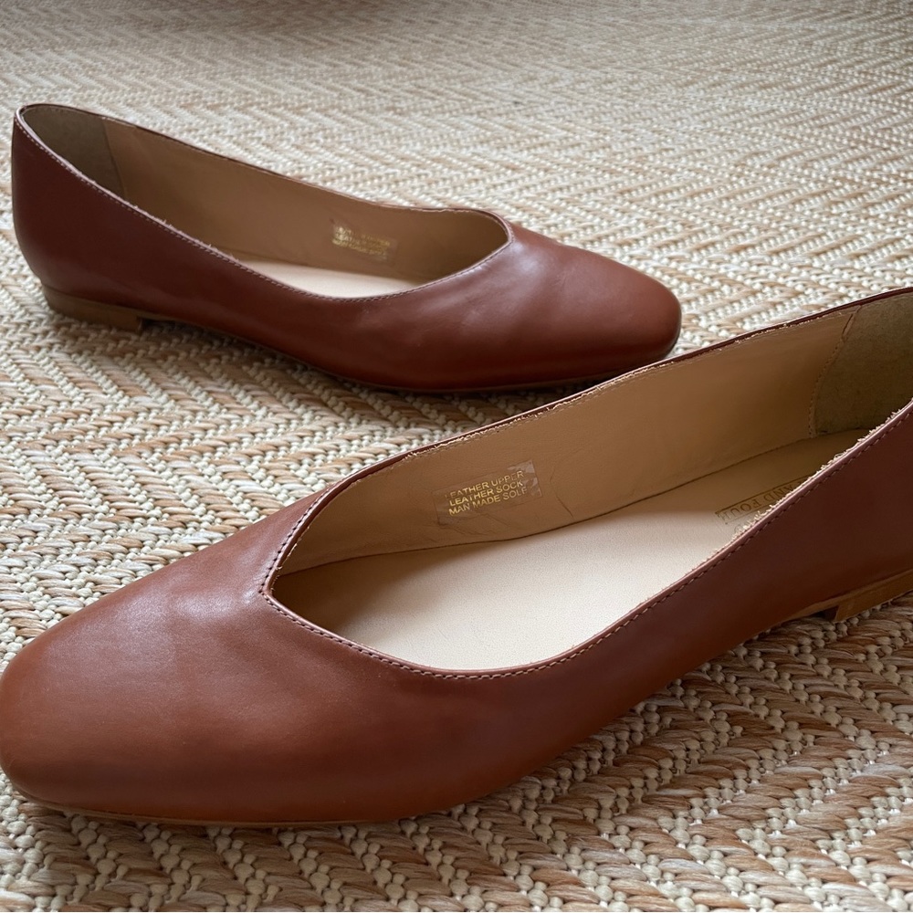 Coach and Four tan flats size 9 women